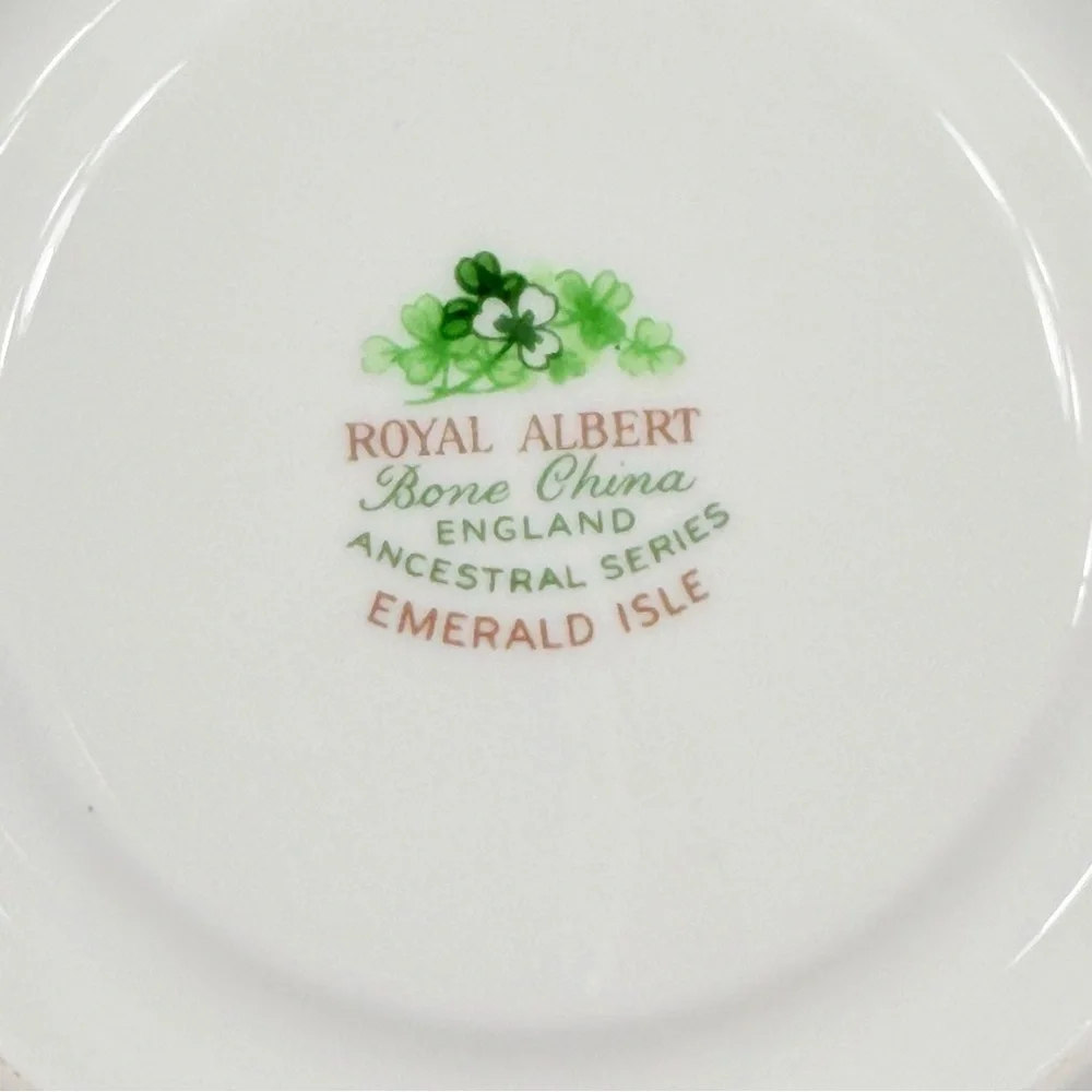 Royal Albert Teacup Cup & Saucer, Ancestral Series Ireland Emerald Isle Shamrock